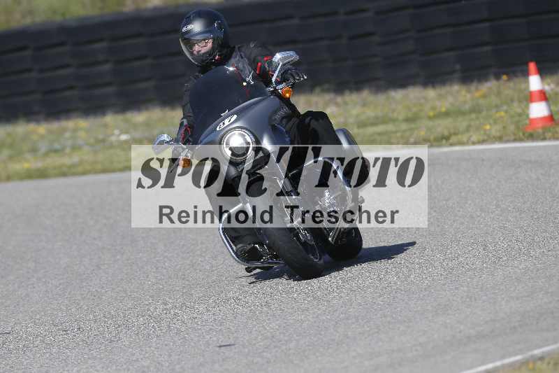 /01 02.04.2026 MAZ ADR/Gruppe gelb Gruppe gruen/87